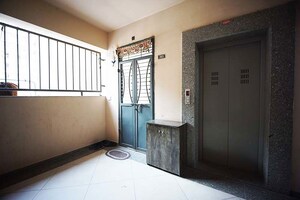 Room in 3 BHK Apartment at Vatva – for Sale