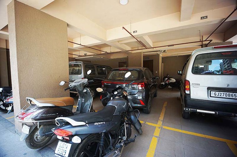  Parking, vatva 3 Bedroom 1260 Sq.Ft. Apartment In Vatva Ahmedabad 10485519