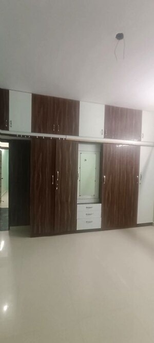 Furnished Amenities in 2 BHK Builder Floor at Nri Layout – for Rent