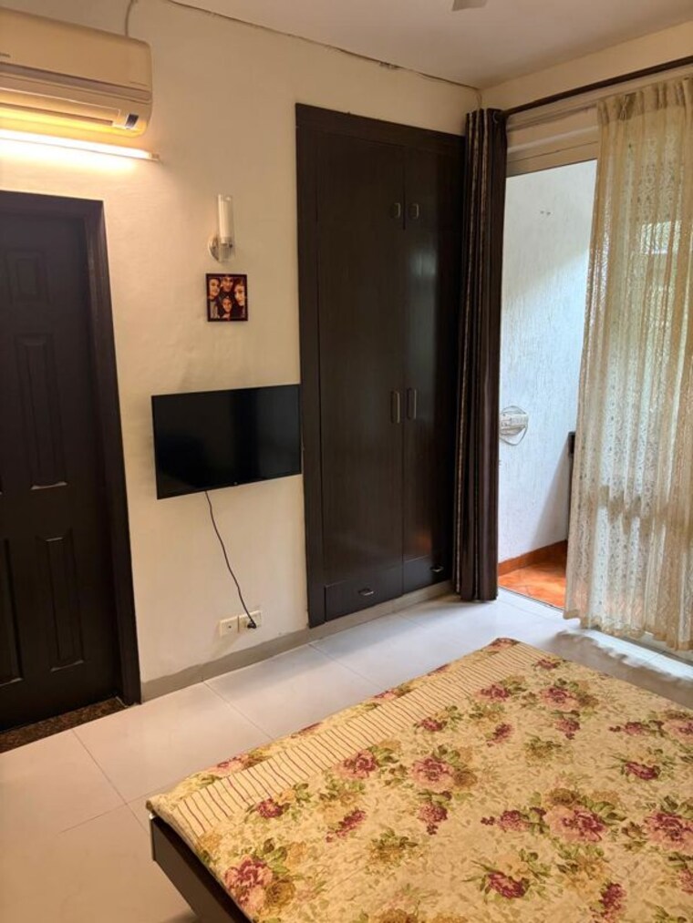 Bedroom, omaxe-the-nile 3 Bedroom 1800 Sq.Ft. Apartment In Sector 49 Gurgaon 10485516