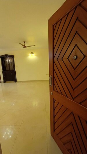 Furnished Amenities in 3 BHK Independent House at Richmond Town – for Rent
