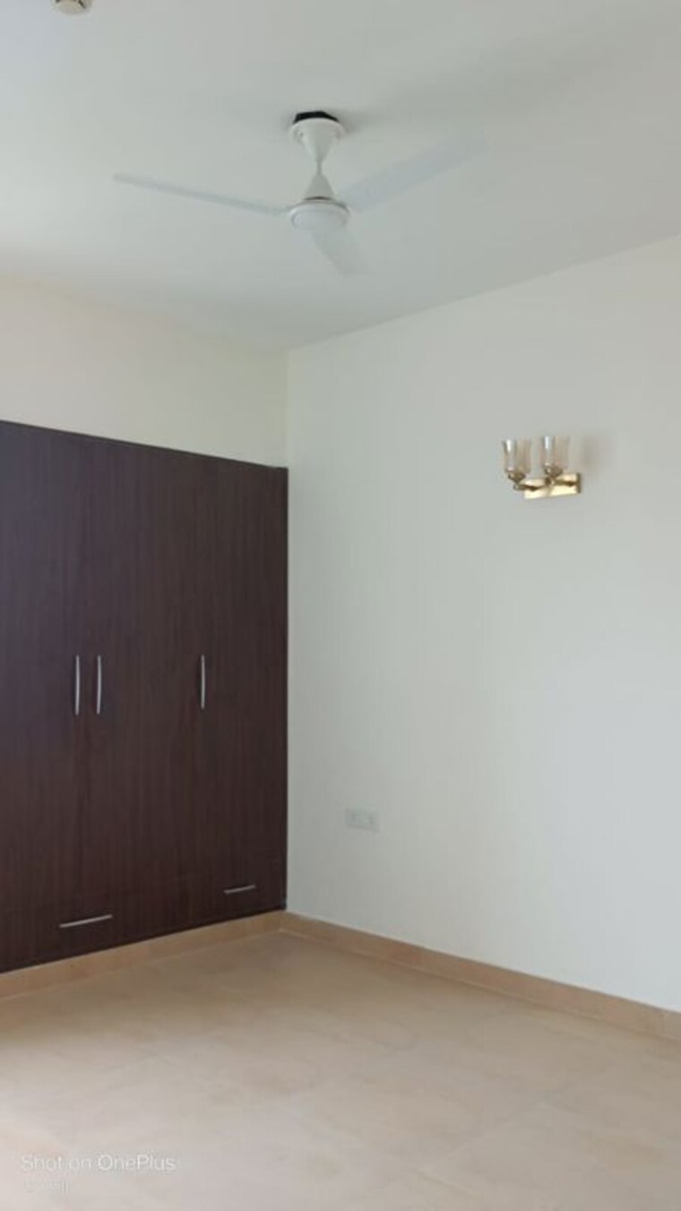 Room, wave-amore 3 Bedroom 2160 Sq.Ft. Apartment In Sector 32 Noida 10485490