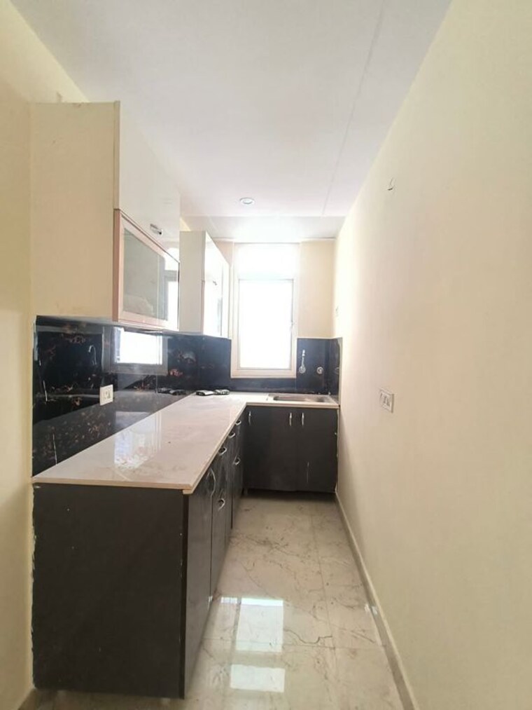 Kitchen, upsidc site b 4 Bedroom 2100 Sq.Ft. Penthouse In Upsidc Site B Greater Noida 10485524