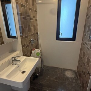 Bathroom in 2 BHK Apartment at Lodha Parkside, Kamala Mill – for Rent