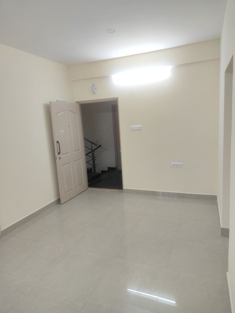 Room, lb shastri nagar 2 Bedroom 950 Sq.Ft. Builder Floor In Lb Shastri Nagar Bangalore 10485584