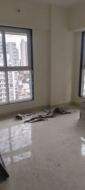 Room in 2 BHK Apartment at Yash Supriya, Dadar East – for Rent