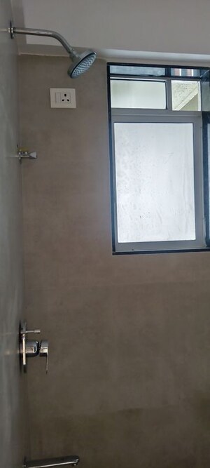 Room in 2 BHK Apartment at Yash Supriya, Dadar East – for Rent