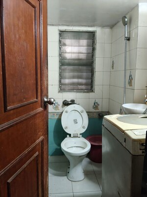 Bathroom in 2 BHK Apartment at Sagar Avenue Phase 2, Santacruz East – for Sale