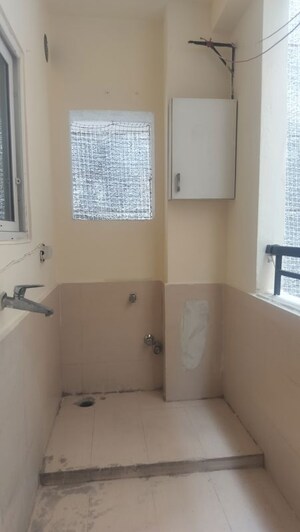 Room in 3 BHK Apartment at Jubilee Hills – for Rent