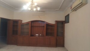 Room in 3 BHK Apartment at Banjara Hills – for Rent