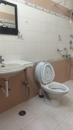 Bathroom in 3 BHK Apartment at Banjara Hills – for Rent