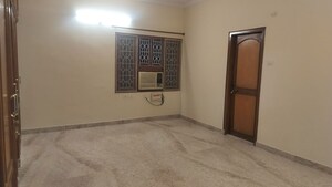 Room in 3 BHK Apartment at Banjara Hills – for Rent