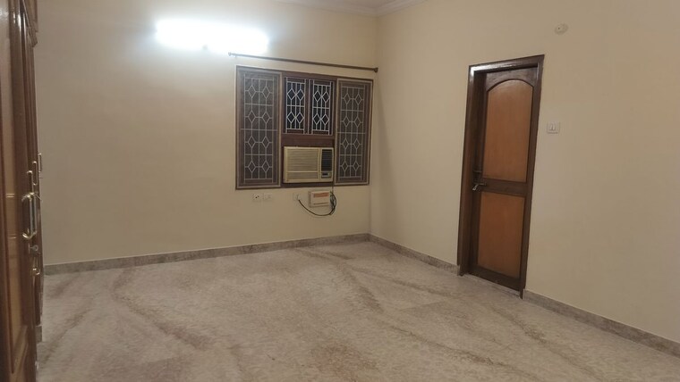Room, banjara hills 3 Bedroom 2200 Sq.Ft. Apartment In Banjara Hills Hyderabad 10485641