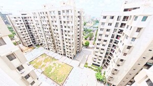 Master Plan in 2 BHK Apartment at Vaishnodevi Circle – for Sale