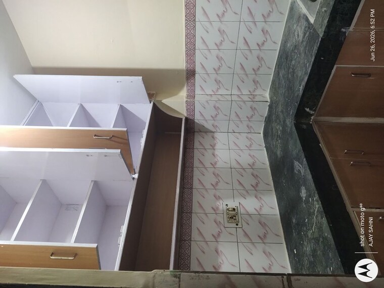 Kitchen/pantry, mehrauli 2 Bedroom 700 Sq.Ft. Builder Floor In Mehrauli Delhi 10485647