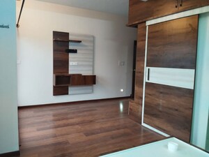 Room in  Office Space at Hbr Layout – for Sale