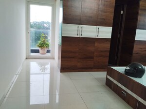 Room in  Office Space at Hbr Layout – for Sale