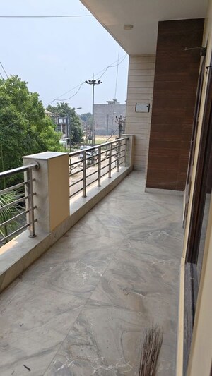 Balcony in 3 BHK Builder Floor at Rohini Sector 18 – for Rent