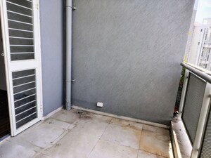 Room in 2 BHK Apartment at Goel Ganga Utopia, Bavdhan – for Rent