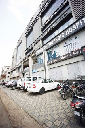  Office Space – Exterior View View at Ctm - for Sale