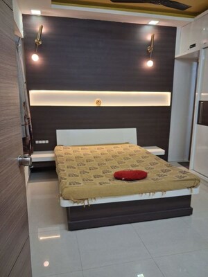 2 BHK Apartment For Rent in 5Star Royal Mystic, Rahatani