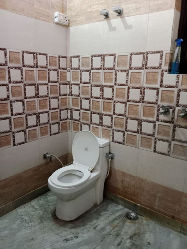 Bathroom, huda 2.5 Bedroom 1835 Sq.Ft. Builder Floor In Huda Panipat 10485721