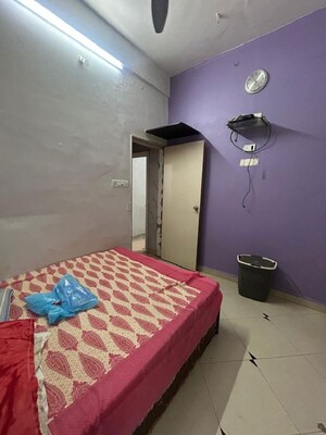 Bedroom in 1 BHK Apartment at Khar West – for Rent