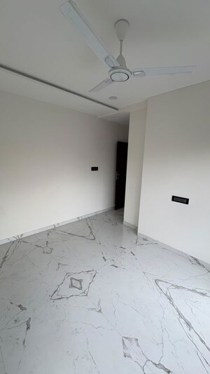 Bedroom in 2 BHK Apartment at Shri Ganesh Royal Altezza, Ghatkopar East – for Rent