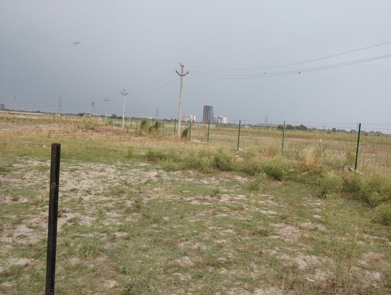 undefined, upsidc site b  1008 Sq.Yd. Plot In Upsidc Site B Greater Noida 10485751