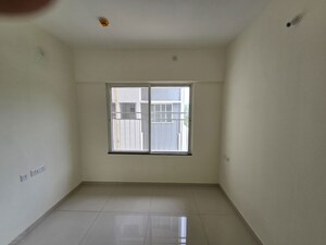 Room in 2 BHK Apartment at Kolte Patil Life Republic R 10, Hinjewadi – for Rent