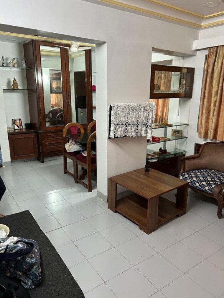 Living Room, bandra west 1 Bedroom 500 Sq.Ft. Apartment In Bandra West Mumbai 10485773