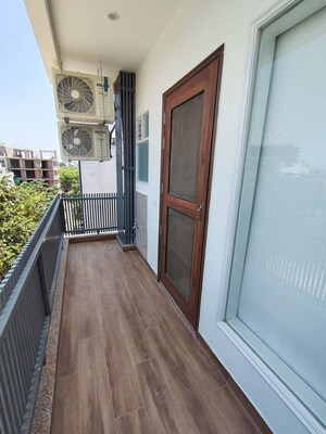 Balcony in 1 BHK Builder Floor at Sector 46 – for Rent