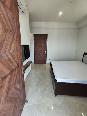 Bedroom in 1 BHK Builder Floor at Sector 46 – for Rent