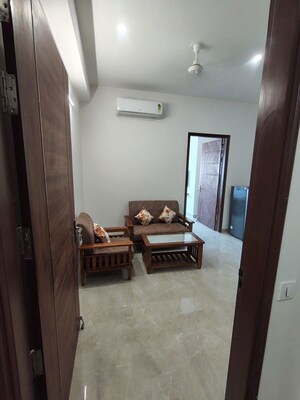 Living Room in 1 BHK Builder Floor at Sector 46 – for Rent