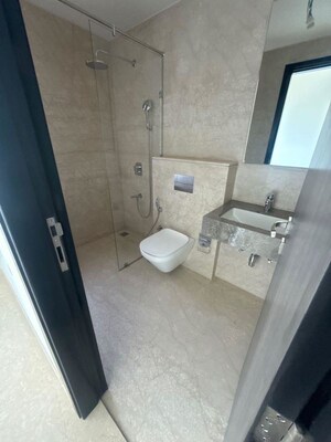 Bathroom in 4 BHK Apartment at Piramal Mahalaxmi, Mahalaxmi – for Rent