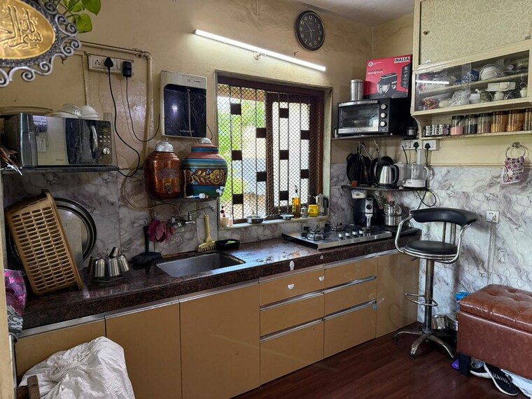 Kitchen, bandra west 1 Bedroom 500 Sq.Ft. Apartment In Bandra West Mumbai 10485805