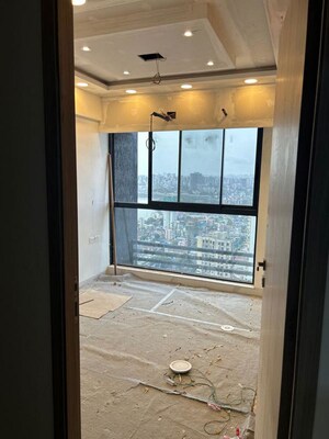 Room in 1 BHK Apartment at Prescon Midtown Bay, Mahim West – for Rent