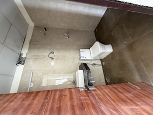 Bathroom in 2.5 BHK Apartment at Prateek Laurel, Sector 120 – for Sale