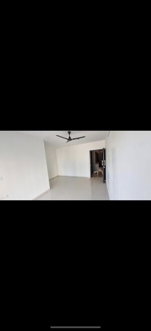 1 BHK Apartment For Rent in Parinee Essence, Kandivali West
