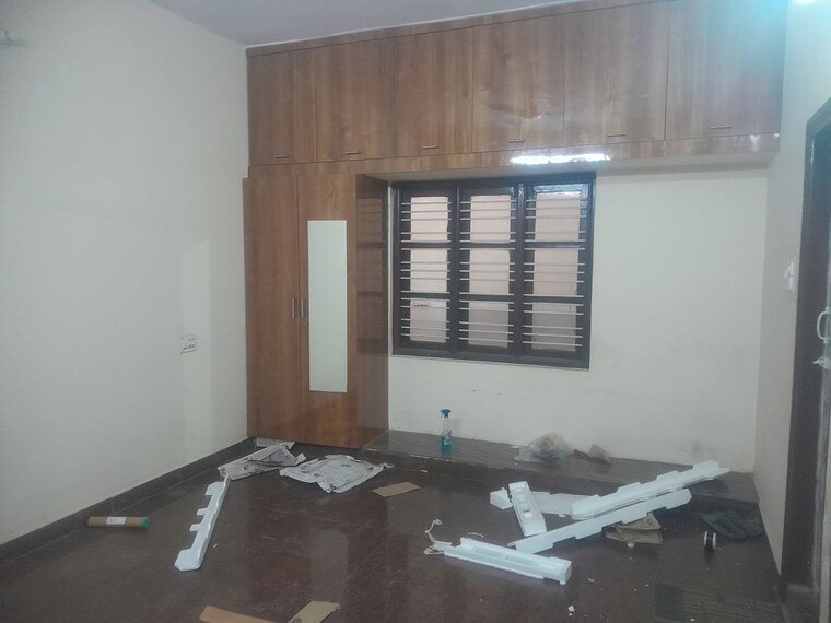 Room, nri layout 2 Bedroom 1200 Sq.Ft. Builder Floor In Nri Layout Bangalore 10485826