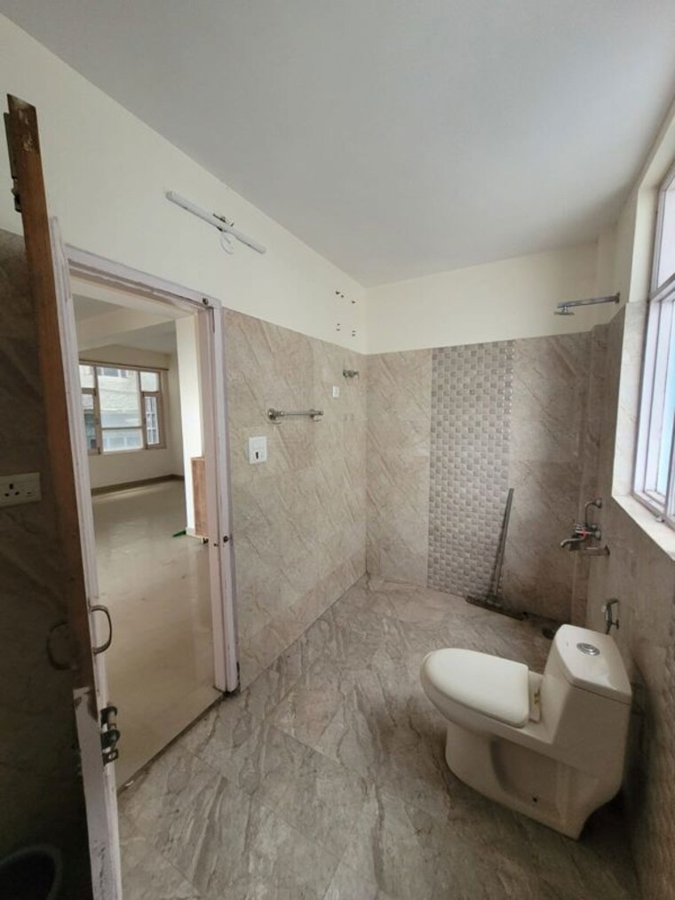Bathroom, dhalli 3 Bedroom 1100 Sq.Ft. Apartment In Dhalli Shimla 10485849