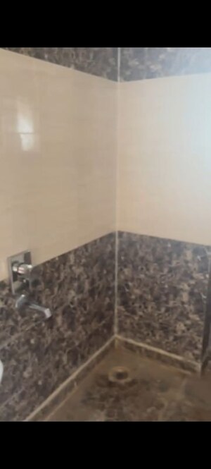 Room in 2 BHK Apartment at Bankey Bihari Aggarwal Heights, Raj Nagar Extension – for Sale
