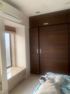 Room in 1 BHK Apartment at Atul Tardeo, Tardeo – for Rent