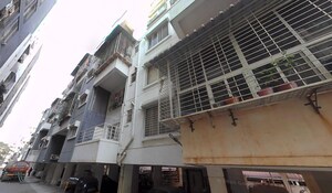  Apartment For Sale in Narhe