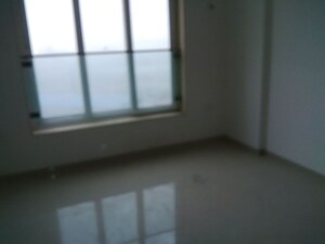 Room in 3 BHK Apartment at Sheth Avante, Kanjurmarg West – for Rent