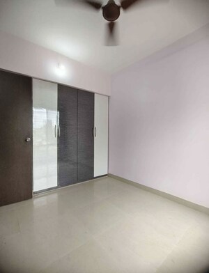 Room in 1 BHK Apartment at Ozone Valley, Kalwa – for Rent