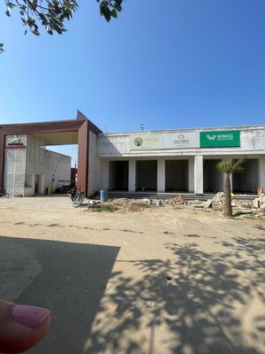  Plot For Sale in Preet Colony