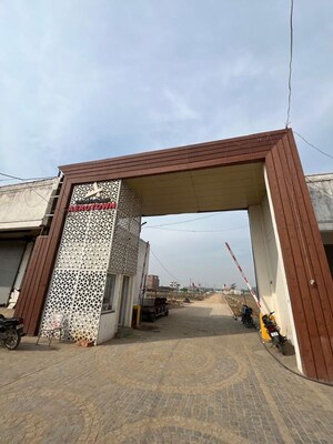  Plot – Exterior View View at Preet Colony - for Sale