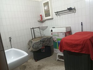 Bathroom in 3 BHK Apartment at Sector 10a – for Rent