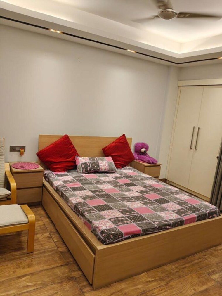 Bedroom, sector 10a 5 Bedroom 2300 Sq.Ft. Builder Floor In Sector 10a Gurgaon 10486127